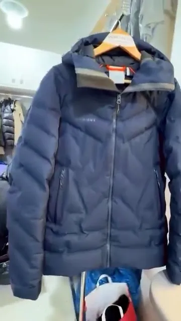 Geacă de puf bleumarin, gata de purtat